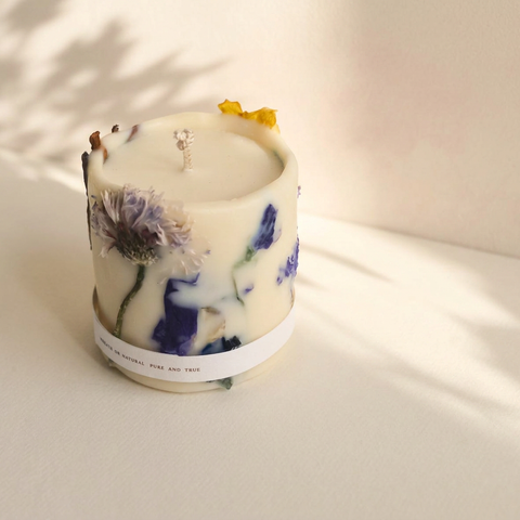 Fúfú 'Giverny' Bouquet Candle